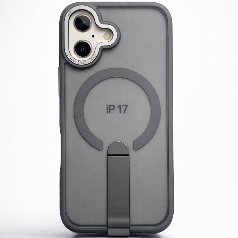 Focus Kickstand iPhone 17 Case Titanium