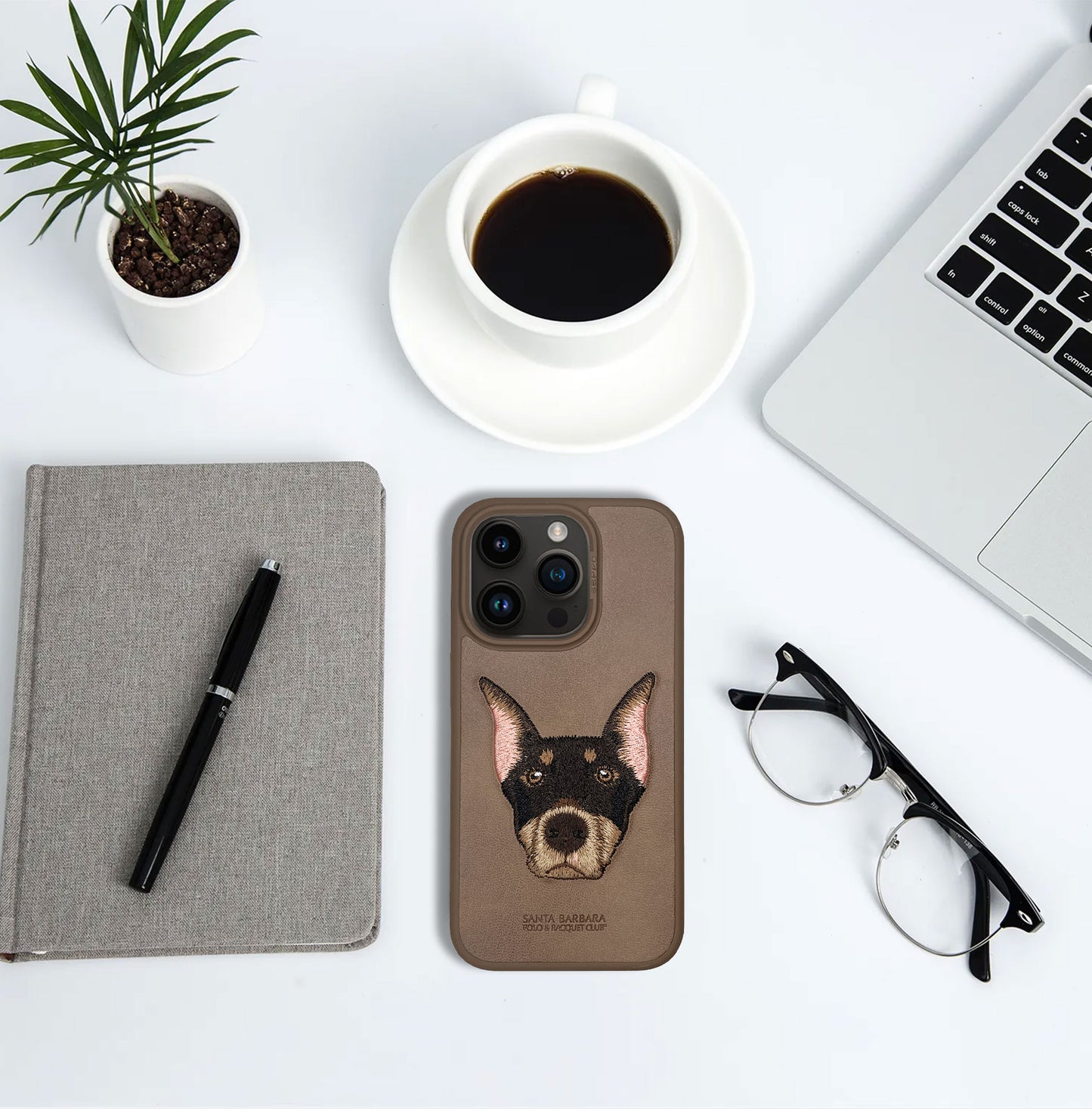 Curtis iPhone 15 Pro Polo Dog Brown