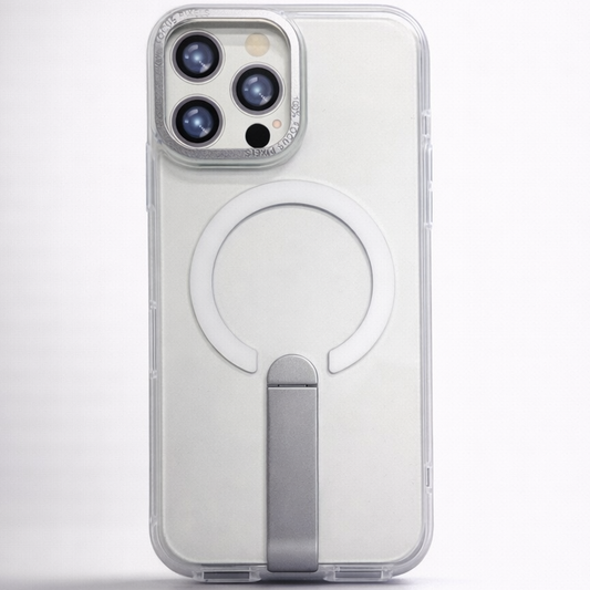 Focus Kickstand iPhone 16 Pro Case White