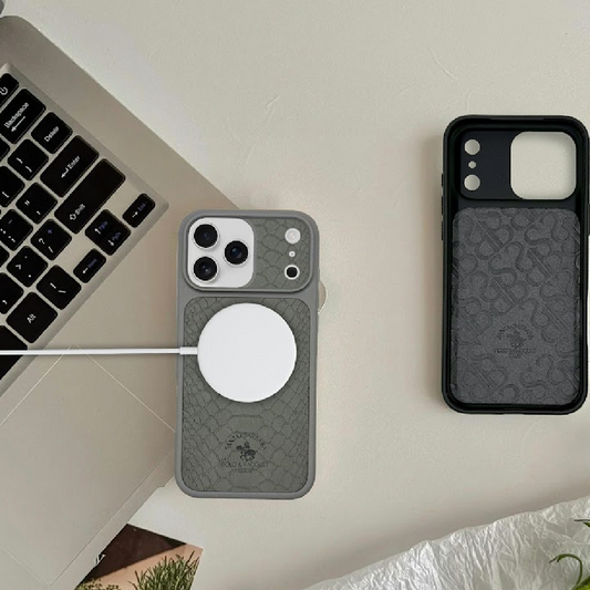 Iphone 17 Pro KNIGHT Snake Print Magnetic Phone Case
