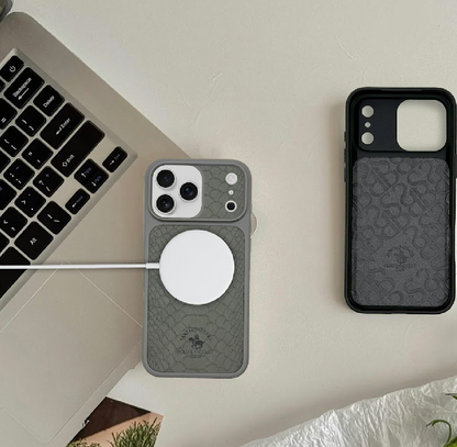 Iphone 17 KNIGHT Snake Print Magnetic Phone Case